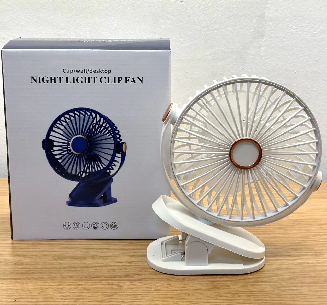 Fan portable mini desktop/clip on/hanging, TYPE-C charging 800mAh battery life fan, 5-speed wind/2-level LED light adjustment